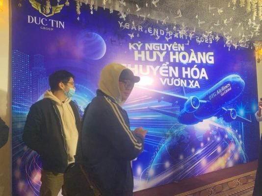 backdrop bằng bạt hiflex giá tốt