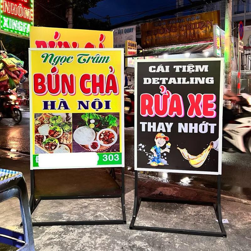 biển bạt hiflex chân sắt đẹp