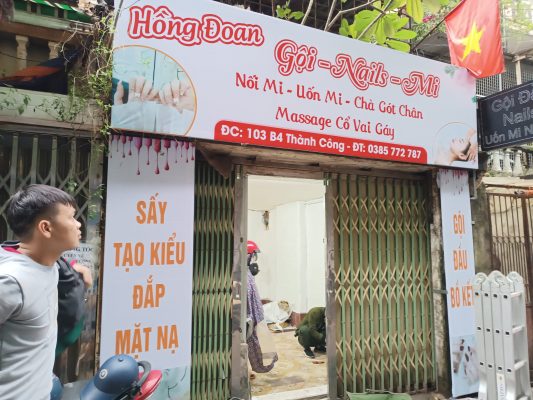 biển bạt khung sắt