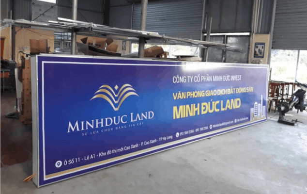 biển hộp đèn treo tường đẹp