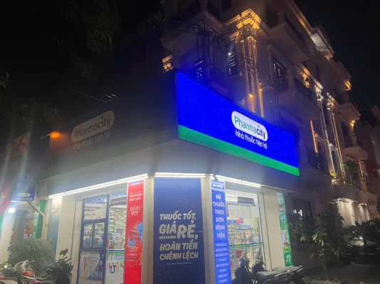 gia cố khung sắt biển quảng cáo