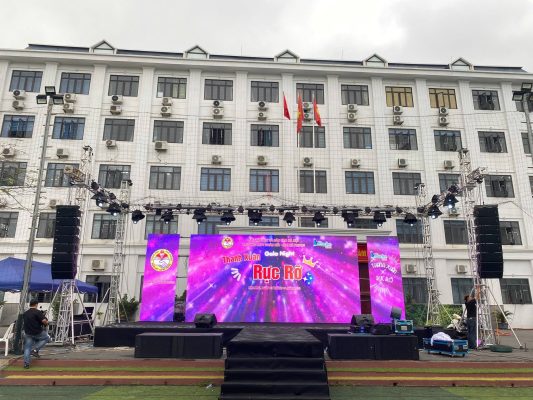 màn hình led sân khấu sự kiện