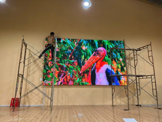 màn hình led trong nhà chất lượng