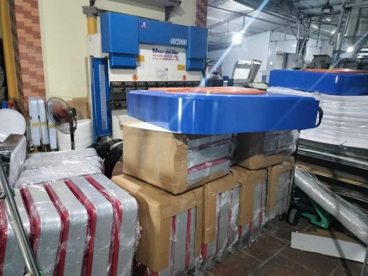 mẫu biển mica hút nổi cao cấp