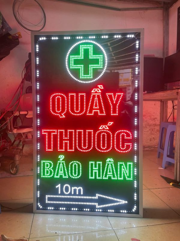 thi công biển vẫy led giả rẻ