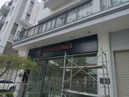 biển quảng cáo gắn chữ nổi